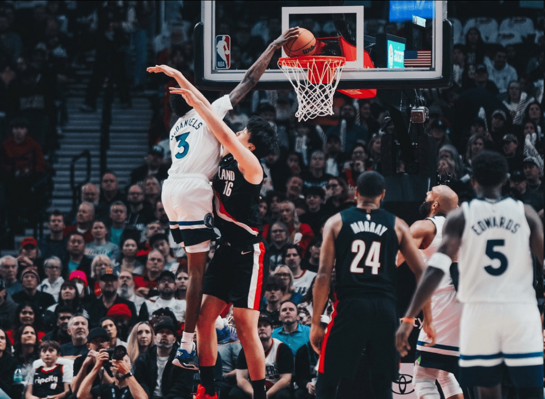 爱游戏ayx首页 -库里伤情对季后赛席位的影响